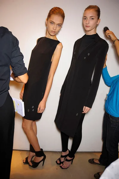 Look 24